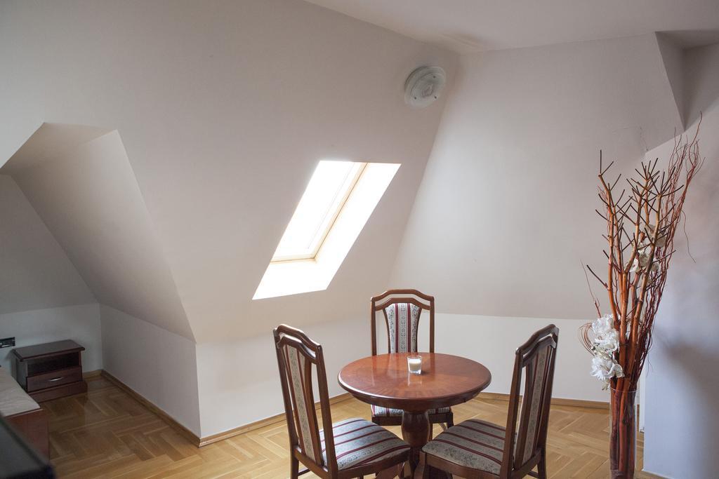 Villa Mali Raj Zagreb Extérieur photo