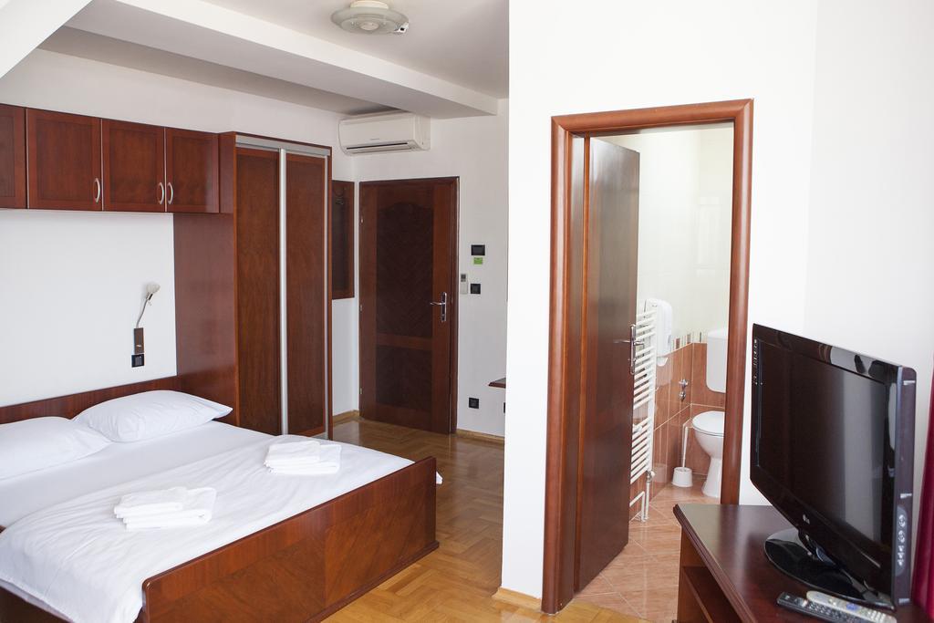 Villa Mali Raj Zagreb Extérieur photo