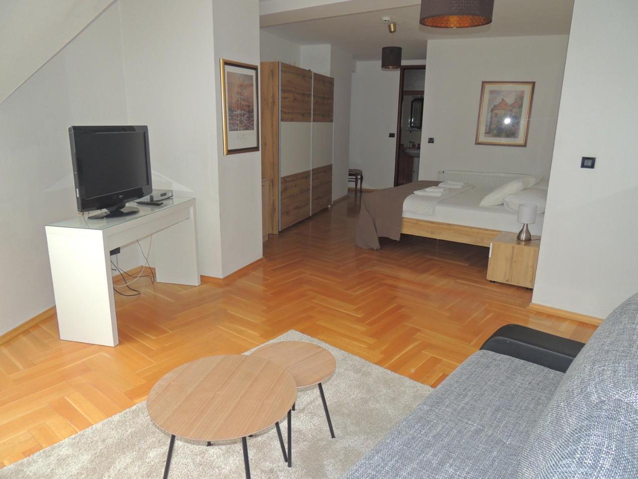 Villa Mali Raj Zagreb Extérieur photo